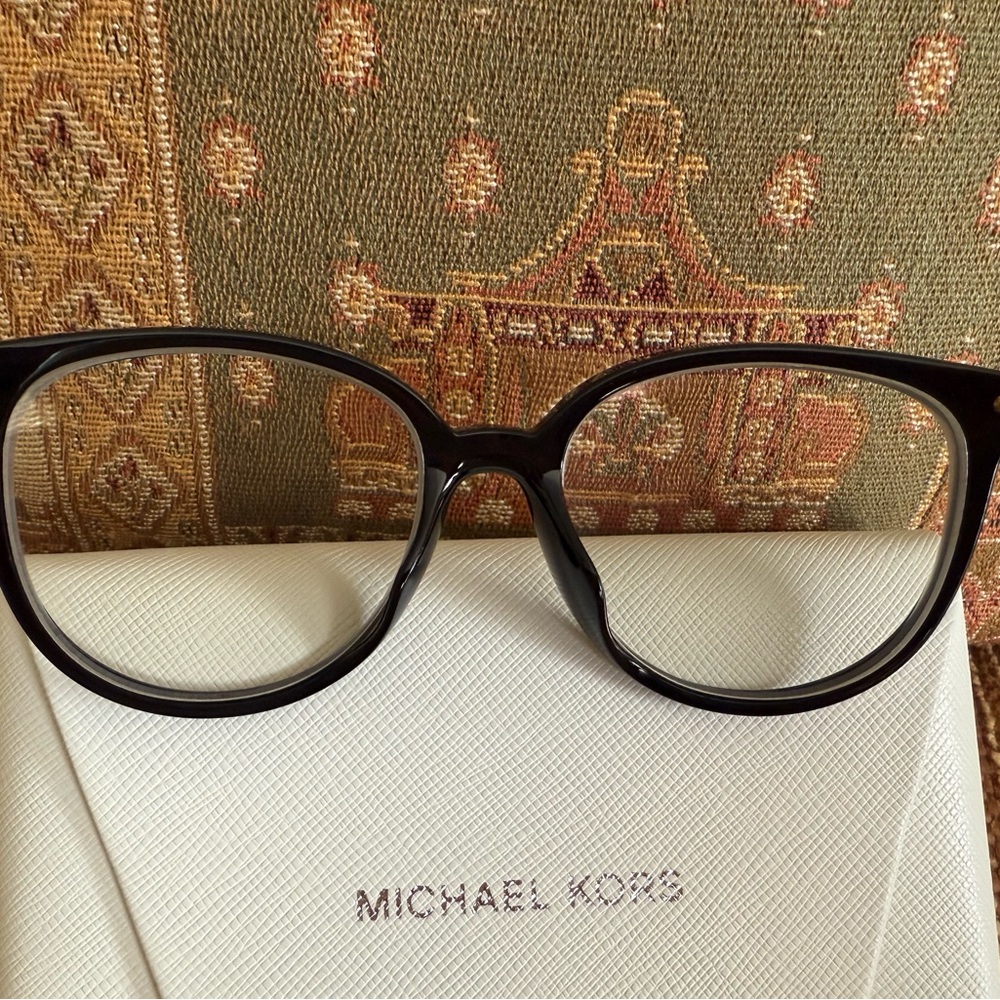 ✅Michael Kors - Westport Black Polished Eyeglasses MK4106U! - Picture 6 of 16